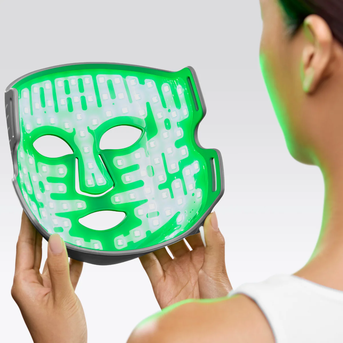 Currentbody Skin Multilight Mask & Anti-Acne Pen - Image 3